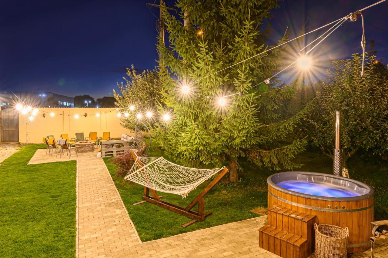 Orchard Villa Brasov Exterior photo