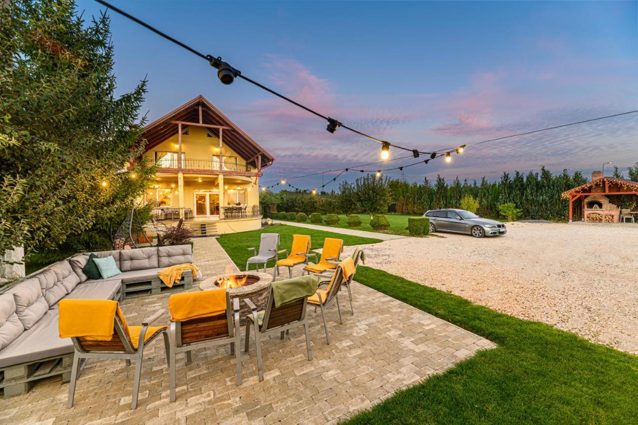 Orchard Villa Brasov Exterior photo