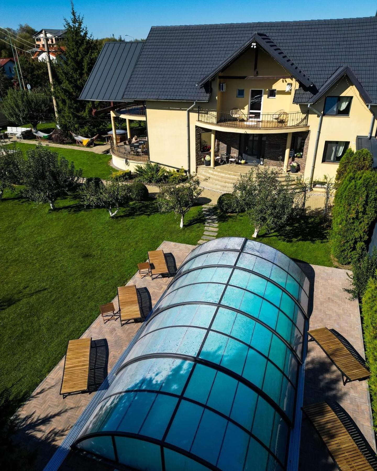Orchard Villa Brasov Exterior photo